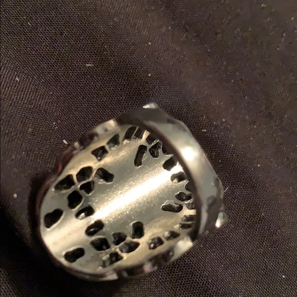 Ring - Picture 2 of 3